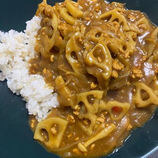 レンコンと鶏ひき肉のカレー